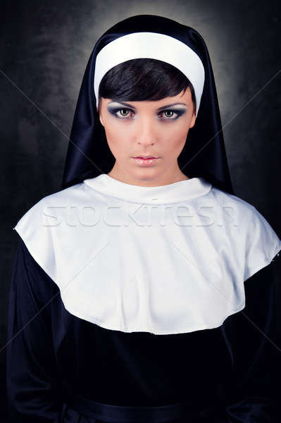 Retrato jovem atraente freira cara adorar Foto stock © amok