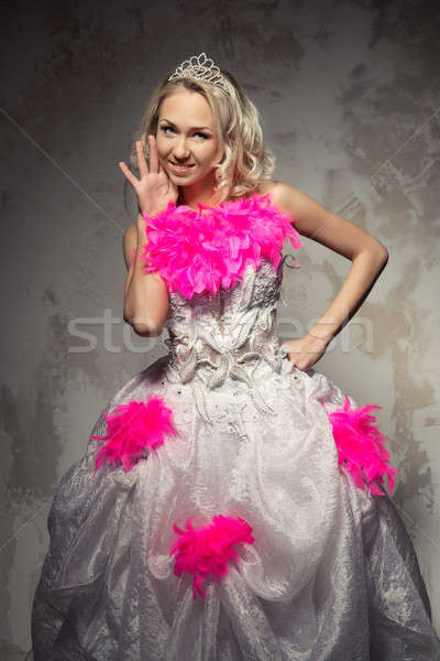 女性 着用 白いドレス 装飾された ピンク 羽毛 ストックフォト © amok