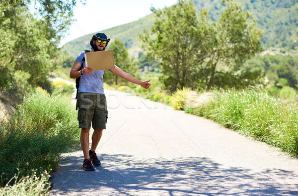 [[stock_photo]]: Voyageur · carton · signe · montagne · route · budgétaire