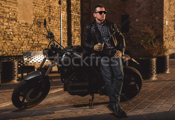 Man motorfiets buitenshuis sport bril fiets Stockfoto © amok