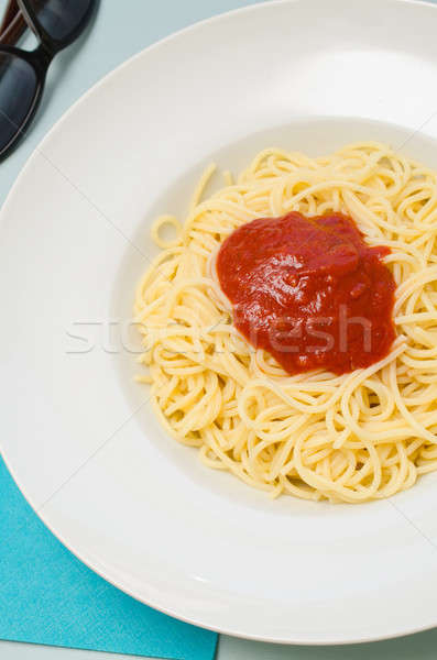 Spaghetti salsa di pomodoro bianco piatto alimentare Foto d'archivio © andreasberheide