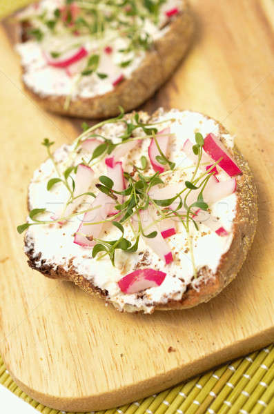 Tutto grano pane alimentare tavola Foto d'archivio © andreasberheide