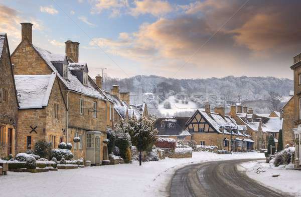 Foto stock: Aldeia · broadway · neve · inglaterra · popular · turista