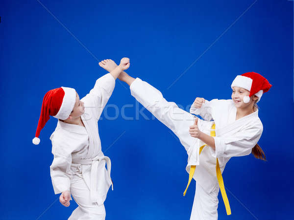 Zdjęcia stock: Dziewczyna · chłopca · szkolenia · karate · dzieci · zdrowia