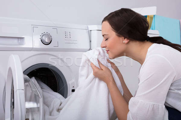 Donna panno lavaggio lavatrice primo piano Foto d'archivio © AndreyPopov