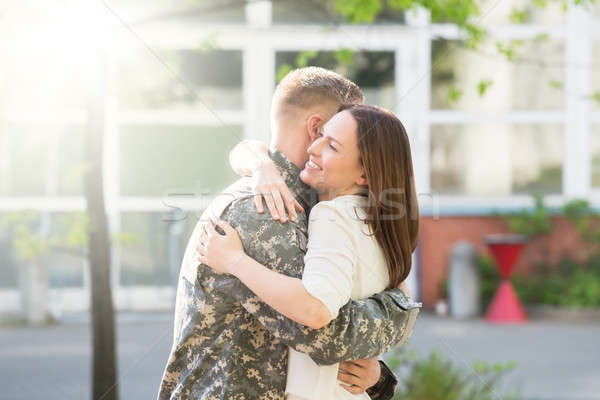 Feliz esposa marido retrato ejército Foto stock © AndreyPopov