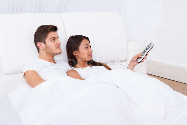 пару смотрят телевизор домой мнение Сток-фото © AndreyPopov