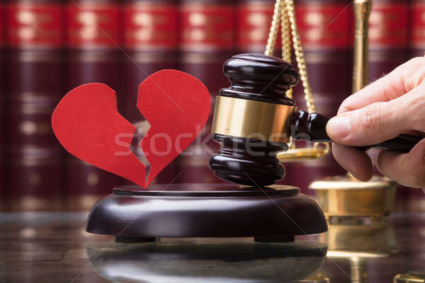 Személy összetört szív piros kéz szeretet törvény Stock fotó © AndreyPopov