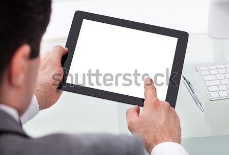 üzletasszony digitális tabletta eldobható csésze közelkép Stock fotó © AndreyPopov