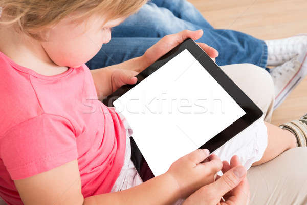 Küçük kız dijital tablet ev çocuklar Stok fotoğraf © AndreyPopov