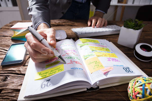 Hand schriftlich Zeitplan Tagebuch Stift Stock foto © AndreyPopov