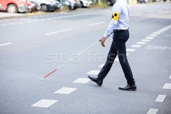 盲人 人 步行 街頭 白 粘 商業照片 © AndreyPopov
