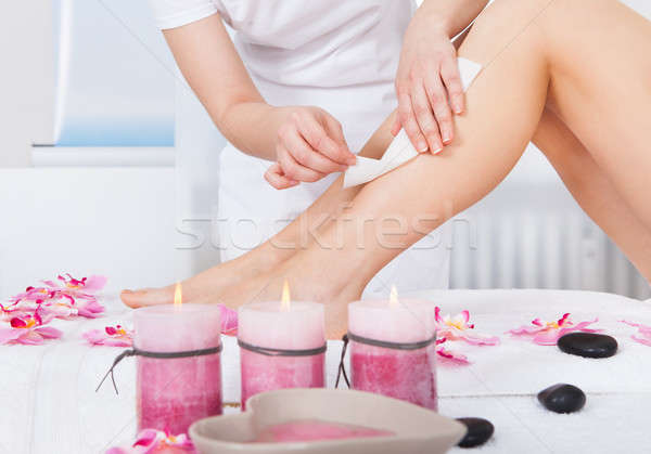 Frau Schenkel Massage Behandlung spa Stock foto © AndreyPopov