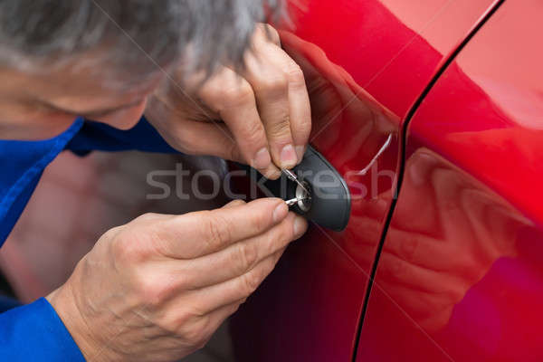 Mano abierto coche puerta primer plano Foto stock © AndreyPopov