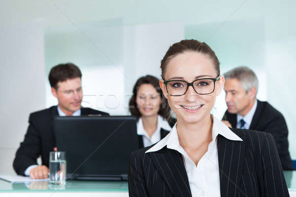Corporate Weiterentwicklung Führung lächelnd anziehend Geschäftsfrau Stock foto © AndreyPopov