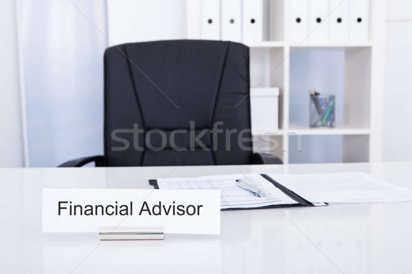 Financieel adviseur titel foto business stoel bank Stockfoto © AndreyPopov