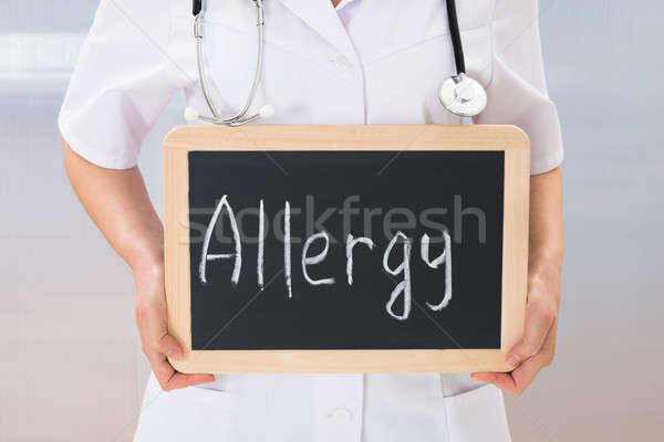 Lekarz Tablica kobiet tekst alergia kobieta Zdjęcia stock © AndreyPopov