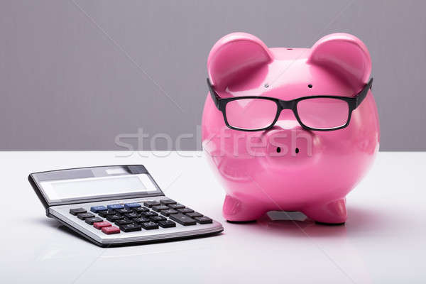 Stock fotó: Persely · szemüveg · számológép · közelkép · asztal · bank