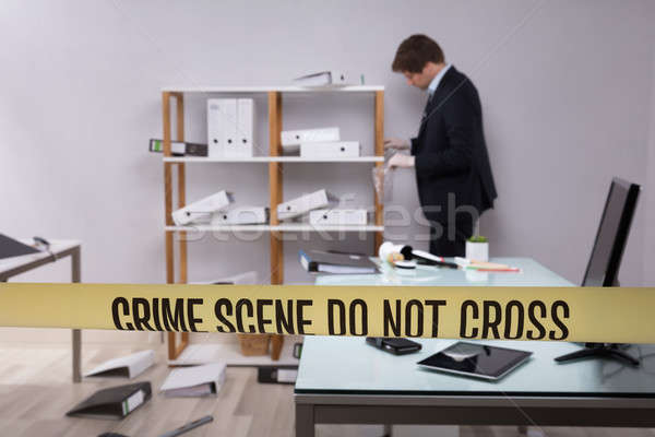 Gyűjt bizonyíték iroda mögött citromsárga bűnügyi helyszín Stock fotó © AndreyPopov