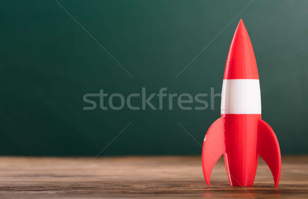 Közelkép rakéta fából készült asztal osztályterem iskola Stock fotó © AndreyPopov