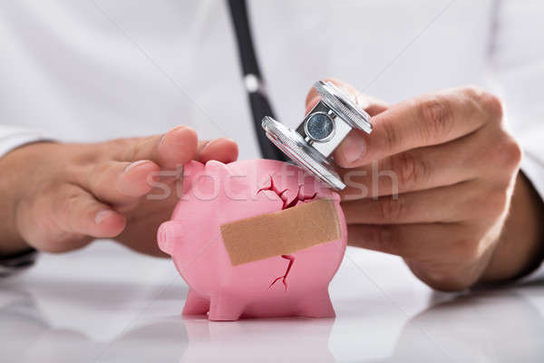 Lekarza podziale skarbonka stetoskop lekarzy Zdjęcia stock © AndreyPopov