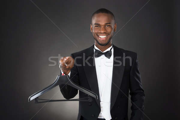 Retrato ama de llaves percha feliz masculina Foto stock © AndreyPopov