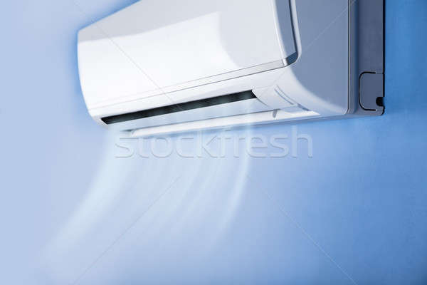 Acondicionador de aire pared blanco salón casa habitación Foto stock © AndreyPopov