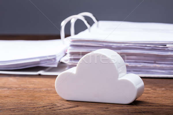 Zdjęcia stock: Technologii · chmury · drewniany · stół