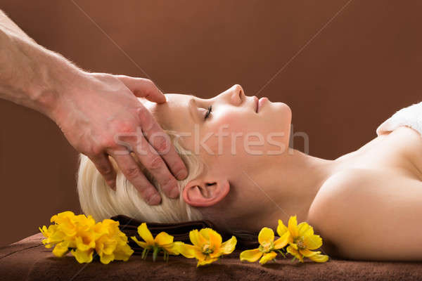 Massaggio spa testa donna Foto d'archivio © AndreyPopov