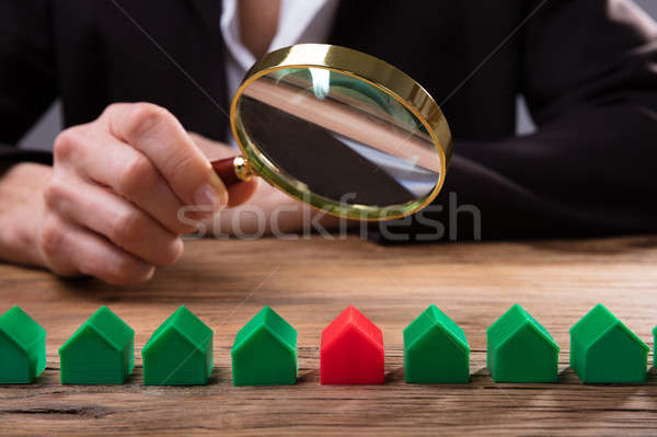 Foto stock: Empresário · lupa · casa · modelo · mão