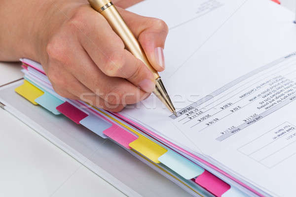 Personne mains stylo facture papier [[stock_photo]] © AndreyPopov