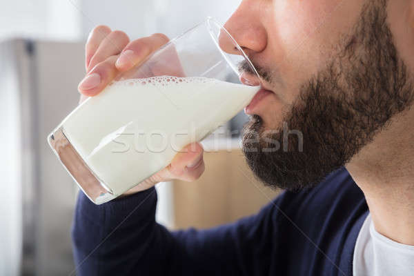 男 ミルク クローズアップ あごひげ 家 ストックフォト © AndreyPopov