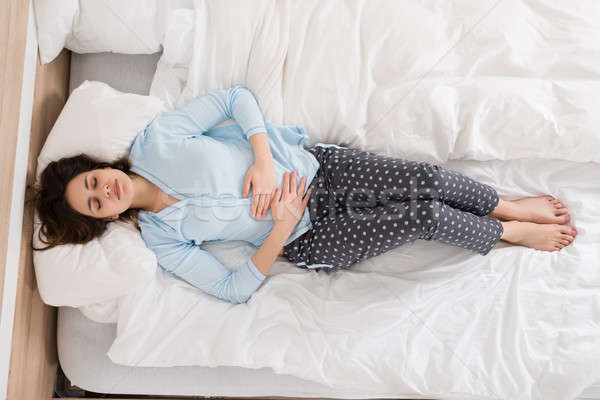 女性 腹痛 若い女性 医療 健康 ストックフォト © AndreyPopov
