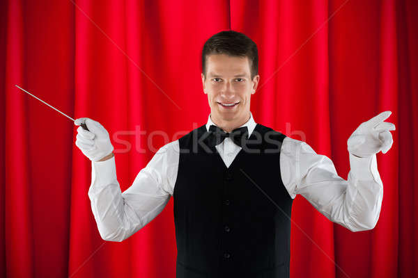 Orkest mannelijke Rood gordijn man Stockfoto © AndreyPopov