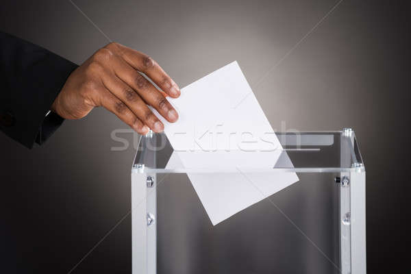 üzletember kéz szavazócédula doboz közelkép üveg Stock fotó © AndreyPopov