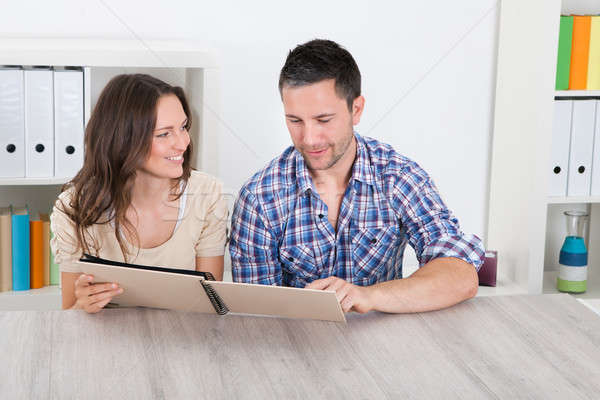 Foto stock: Feliz · Pareja · mirando · retrato · sesión