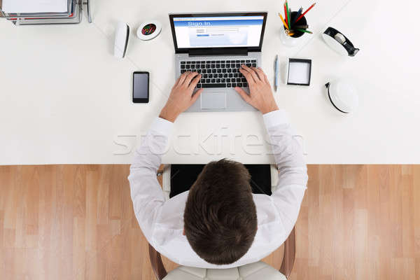 Biznesmen login online konto widoku Zdjęcia stock © AndreyPopov