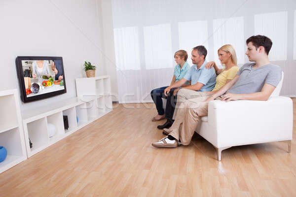 Stock foto: Familie · beobachten · Breitbild · Fernsehen · jugendlich · Kinder