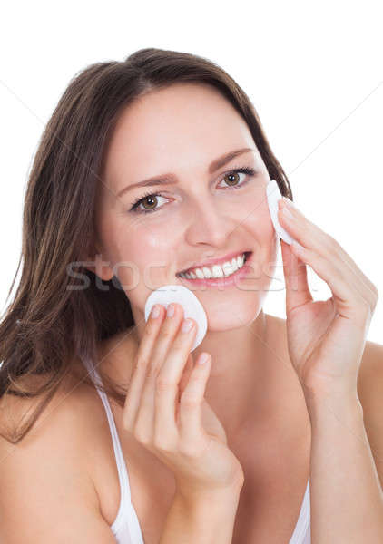 Frau Reinigung Gesicht Baumwolle Porträt glücklich Stock foto © AndreyPopov