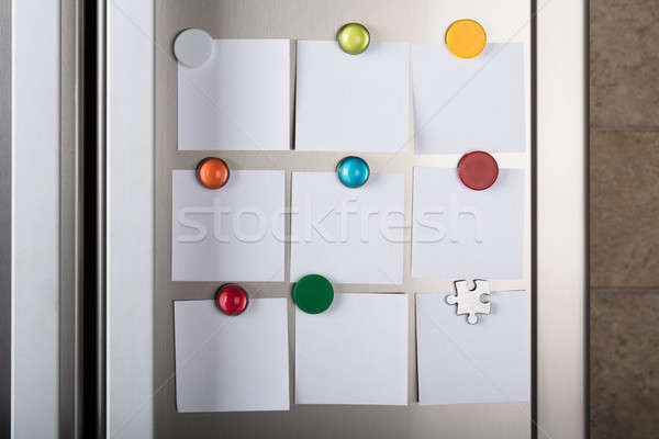 Jegyzetek csatolva színes mágneses közelkép fehér Stock fotó © AndreyPopov