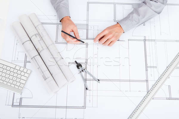 商业照片: 建筑师 ·画· 蓝图 ·人·手