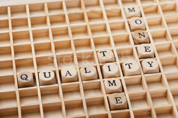 Qualität Zeit Geld Kreuzworträtsel Holz Stock foto © AndreyPopov