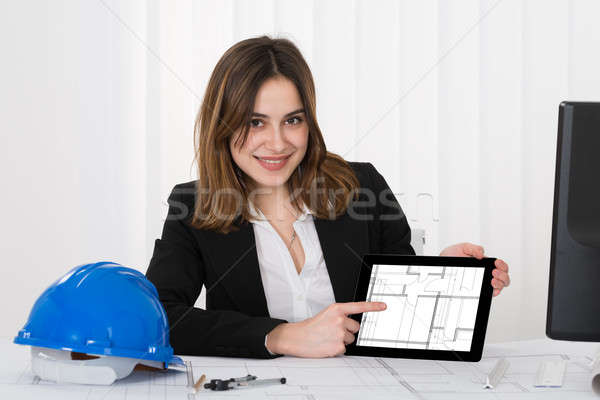 Stock fotó: Női · építész · mutat · terv · digitális · tabletta