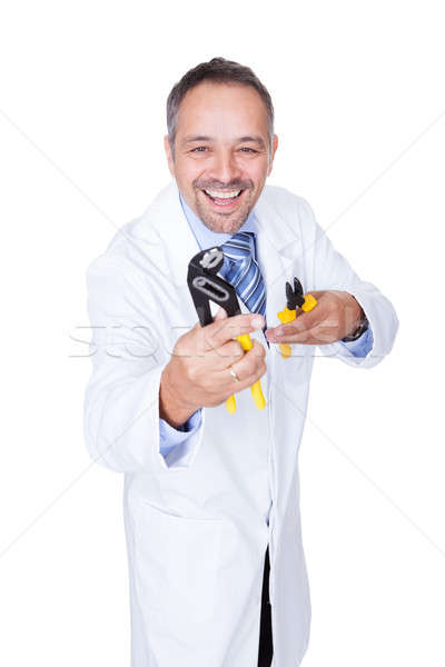 Foto stock: Sonriendo · doctor · de · sexo · masculino · médico · construcción · trabajo
