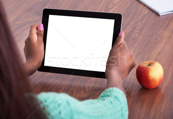 Stok fotoğraf: öğretmen · dijital · tablet · sınıf · görüntü · kadın