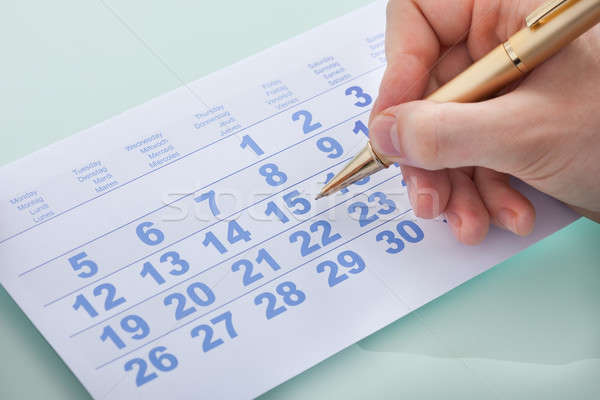 Foto stock: Mano · fecha · 15 · calendario · primer · plano · negocios