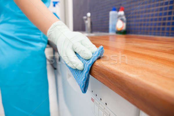 Kadın temizlik mutfak genç kadın Stok fotoğraf © AndreyPopov
