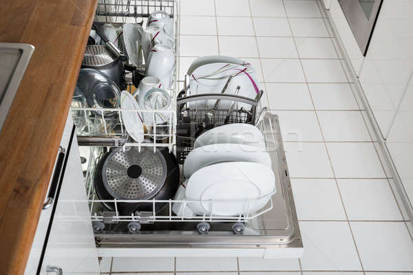 食器洗い機 写真 キッチン 作業 ホーム ストックフォト © AndreyPopov