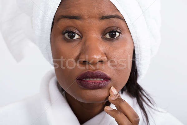 Frau Pickel Gesicht Porträt jungen african Stock foto © AndreyPopov