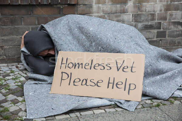 Männlich Obdachlosen Sitzung Straße fragen helfen Stock foto © AndreyPopov